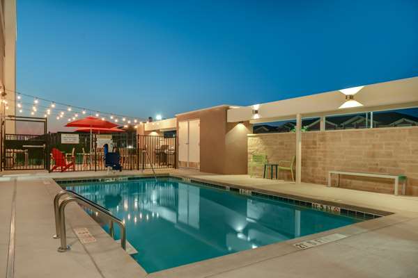Pool - Home2 Suites by Hilton Temple