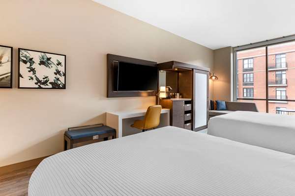  - Cambria Hotel Downtown Savannah