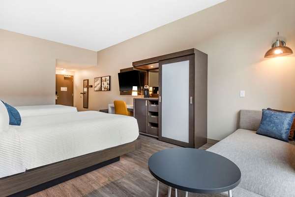  - Cambria Hotel Downtown Savannah