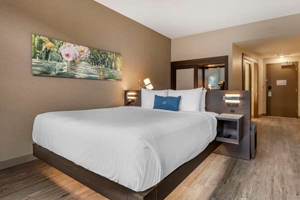  - Cambria Hotel Downtown Savannah