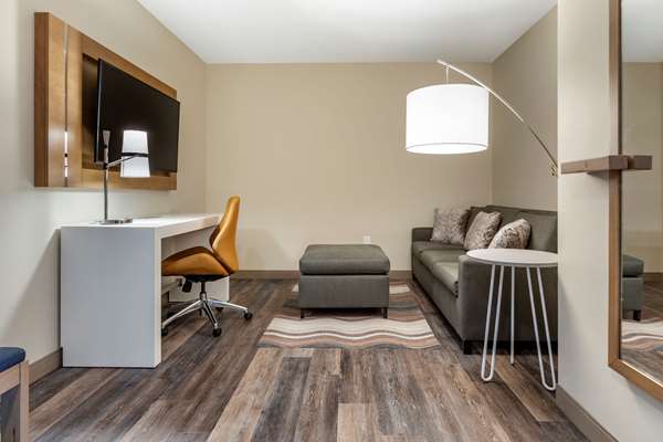 Suite - Cambria Hotel Greenville - I-85, Exit 51