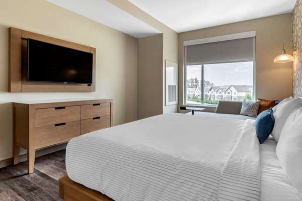 Suite - Cambria Hotel Greenville - I-85, Exit 51