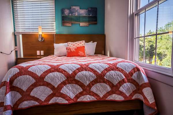  - Surfside Inn Chatham