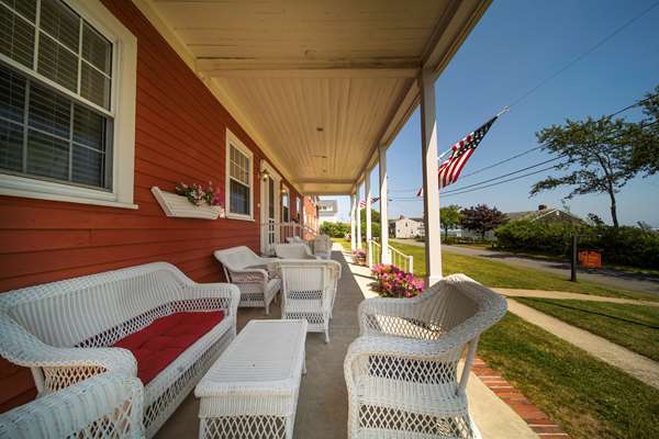  - Surfside Inn Chatham