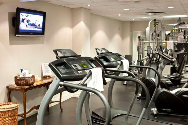 Fitness/ Exercise Room - Hotel Chateau Laurier Quebec City