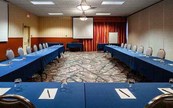  - Auberge Royal Versaille Hotel Anjou Montreal