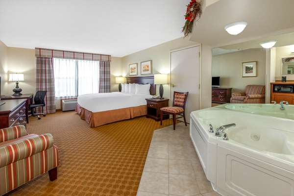  - AmericInn Iron Mountain