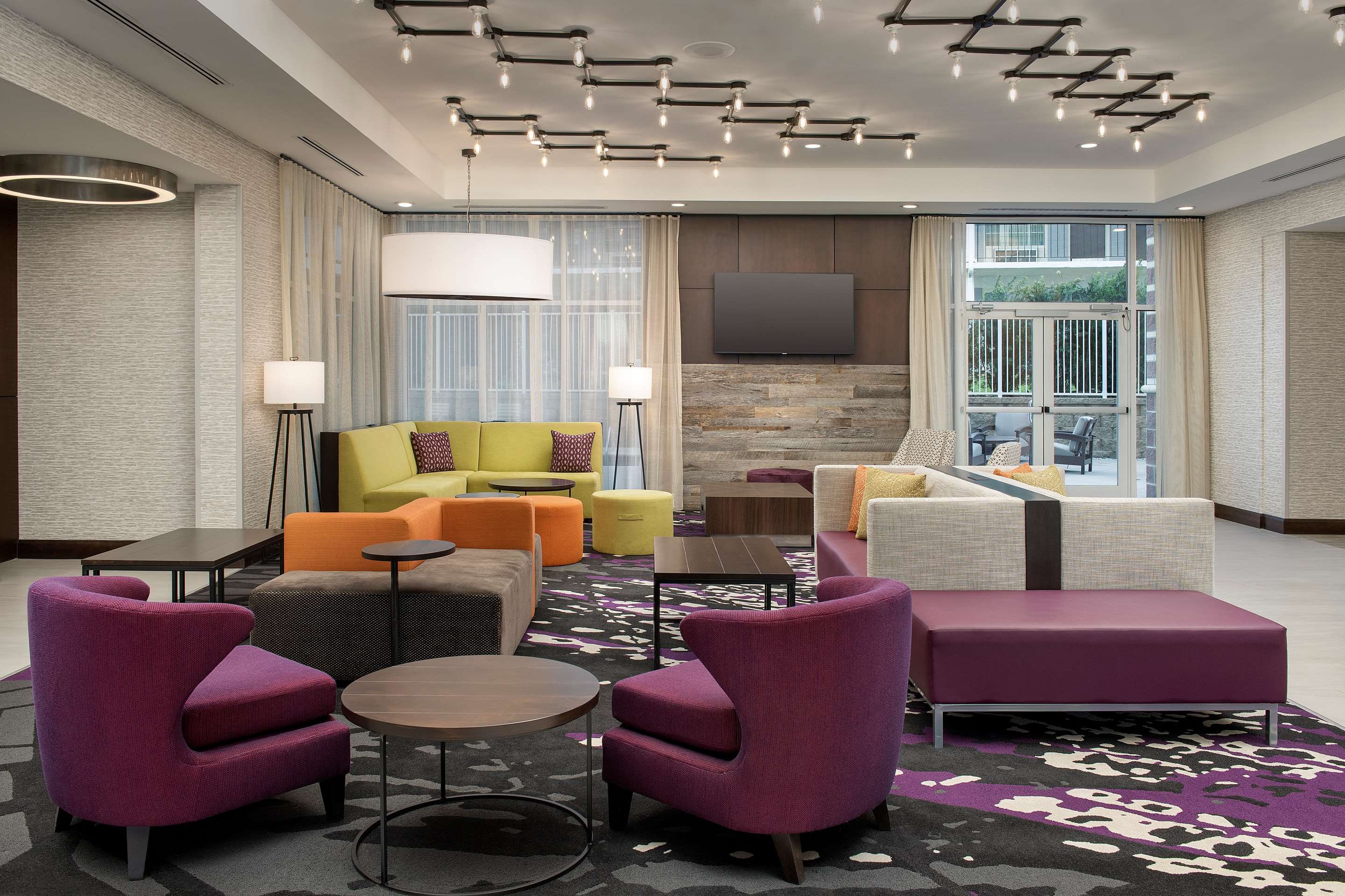 Lobby | Hilton Garden Inn Columbia Airport, SC