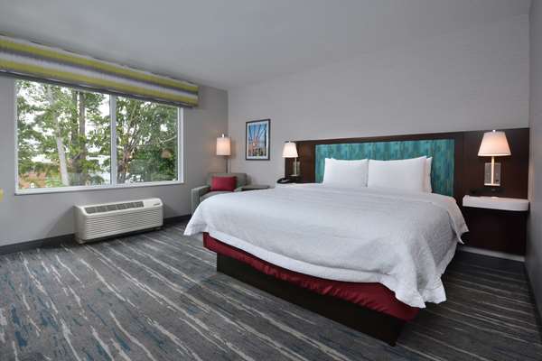  - Hampton Inn & Suites Northlake Mall Charlotte - I-485, Exit 21