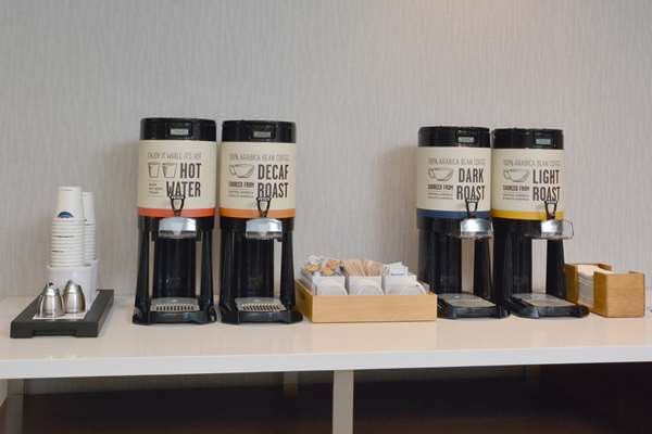 Amenities - Hampton Inn & Suites Northlake Mall Charlotte - I-485, Exit 21