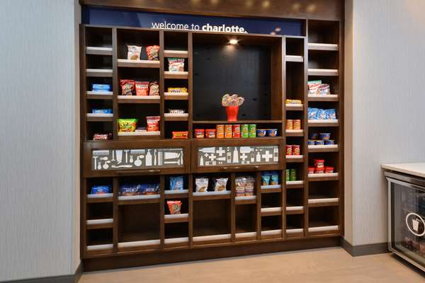 Restaurant - Hampton Inn & Suites Northlake Mall Charlotte - I-485, Exit 21