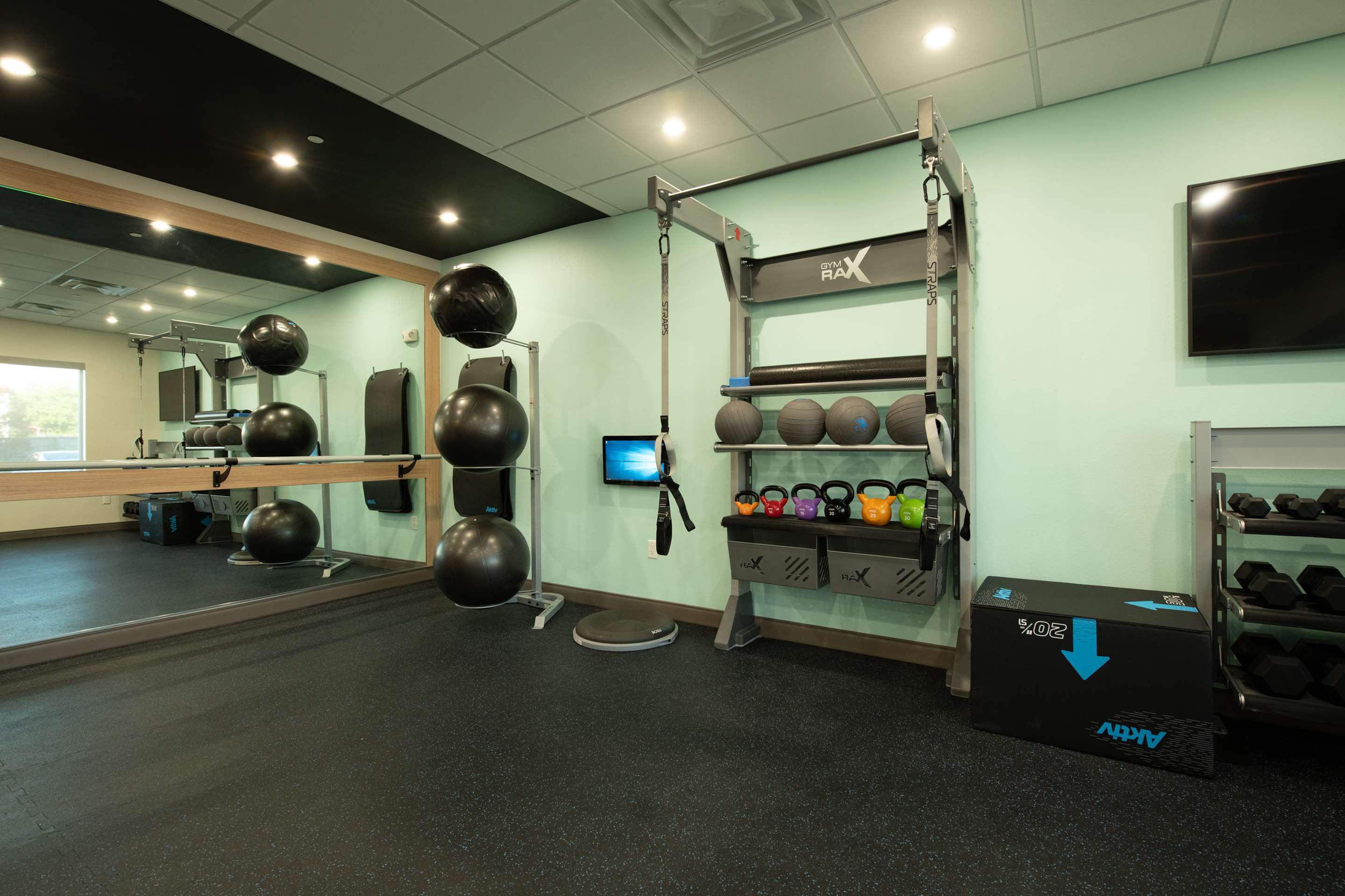 Health club fitness center gym | Tru By Hilton The Colony