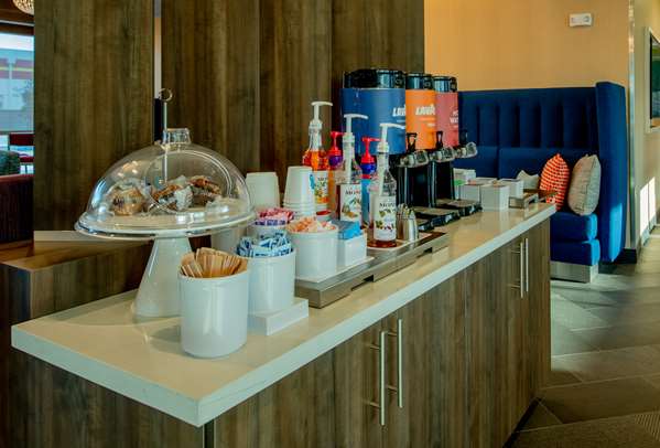 Restaurant - Tru by Hilton Hotel The Colony