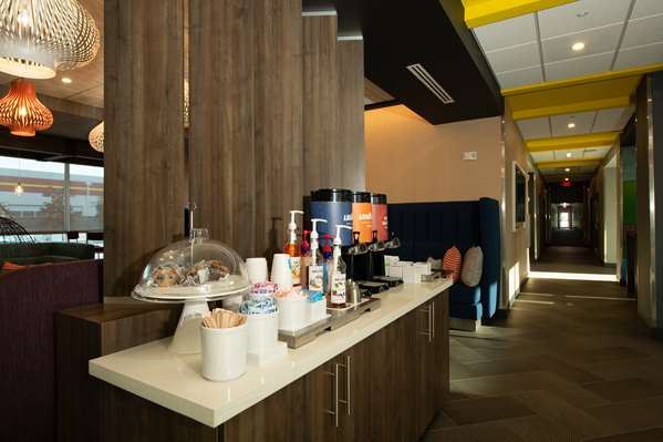 Restaurant - Tru by Hilton Hotel The Colony