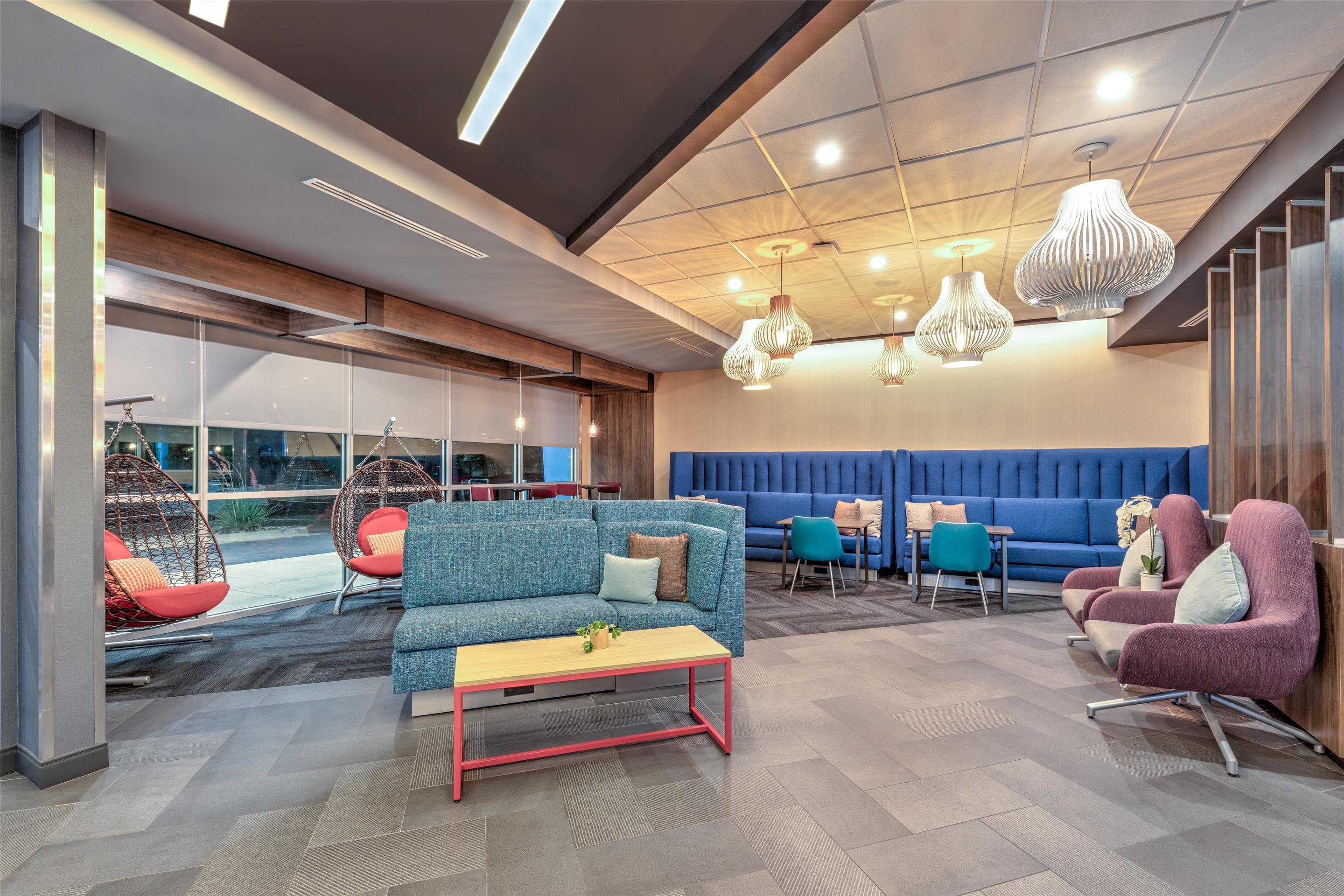 Lobby | Tru By Hilton The Colony