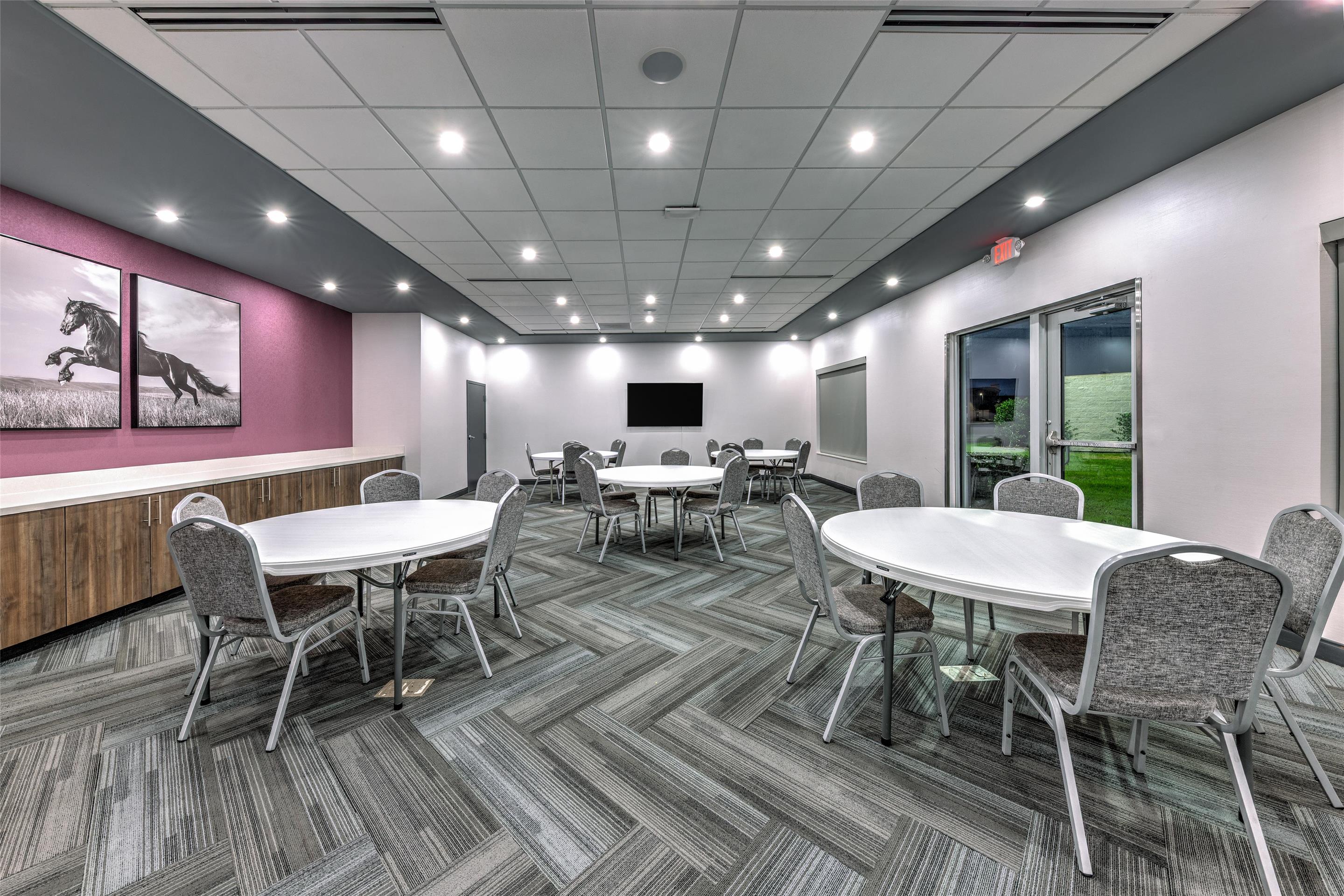 Meeting Room | Tru By Hilton The Colony
