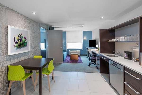  - Home2 Suites by Hilton Airport Laredo