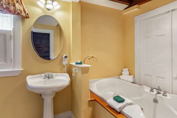 Suite - Essex Street Inn Newburyport