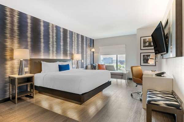  - Cambria Hotel Downtown Detroit