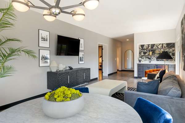 Suite - Cambria Hotel Downtown Detroit