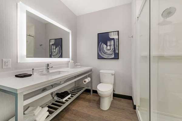  - Cambria Hotel Downtown Detroit