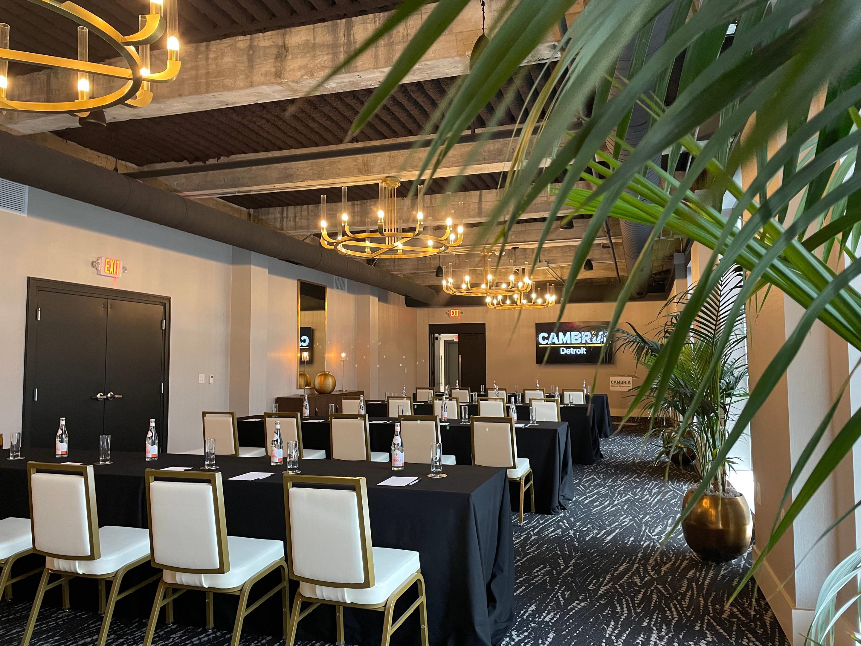 Lafayette Room | Cambria Hotel Detroit Downtown