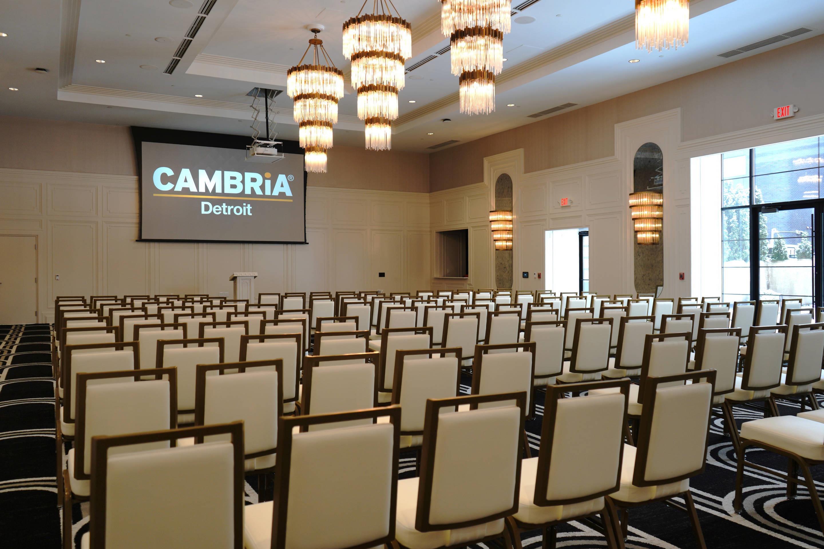 Sala Grand Ballroom | Cambria Hotel Detroit Downtown