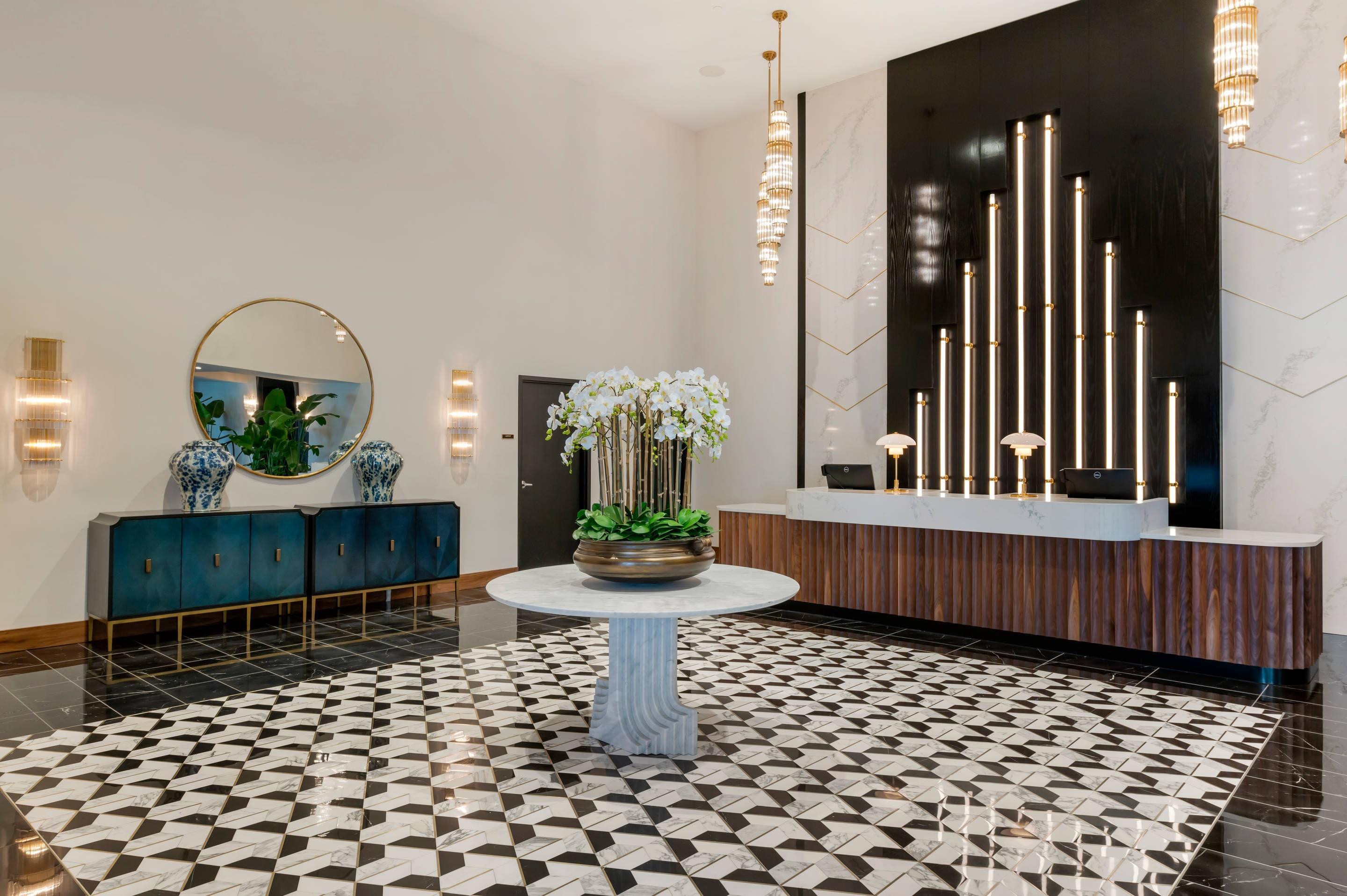 Lobby | Cambria Hotel Detroit Downtown