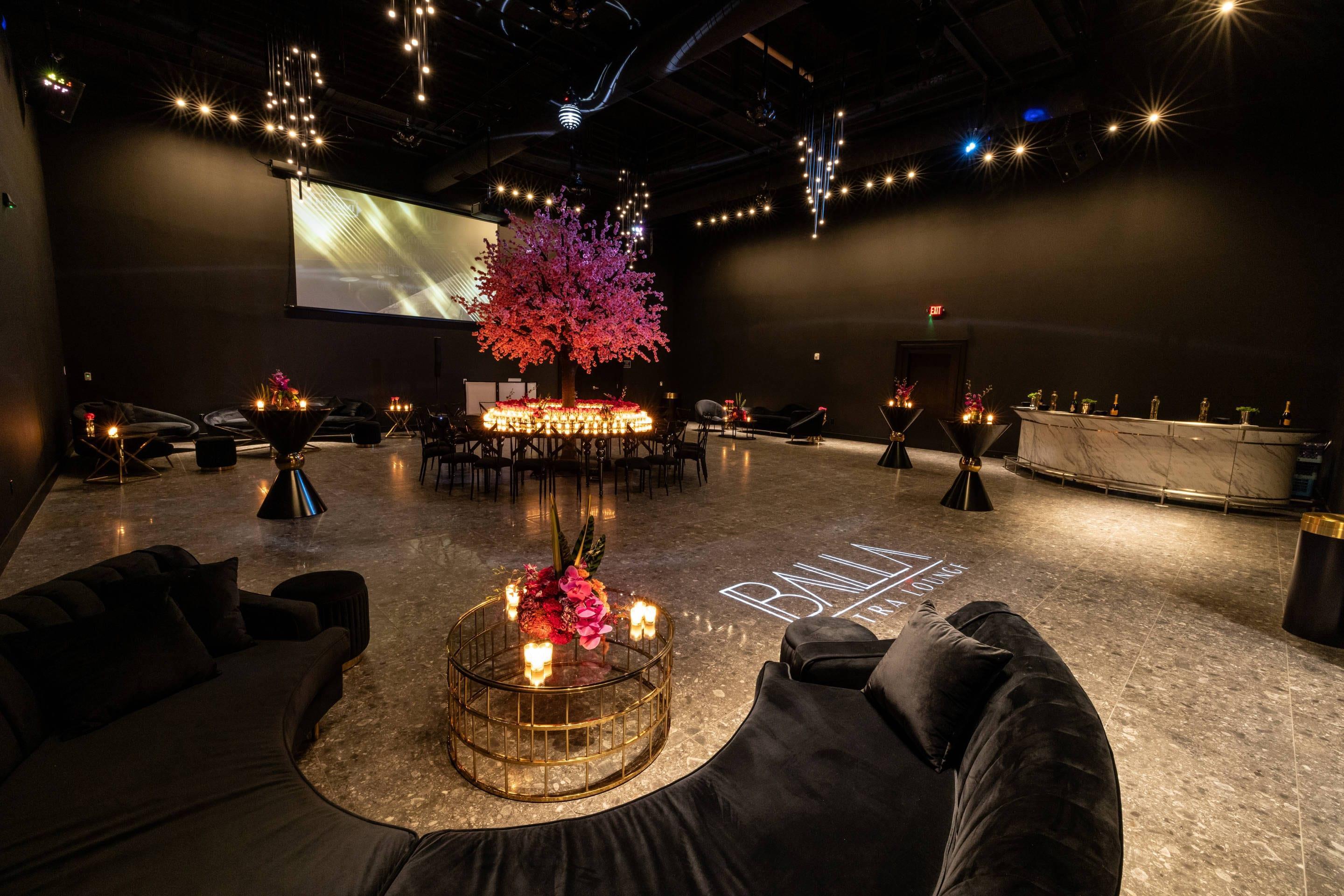 Balla Ultra Lounge | Cambria Hotel Detroit Downtown