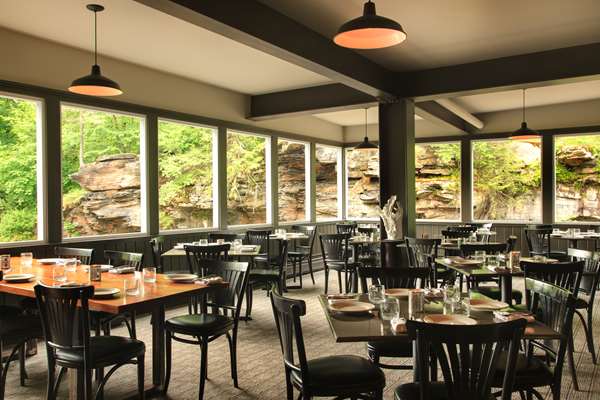 Restaurant - Ledges Hotel Hawley