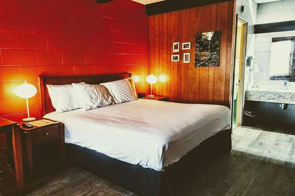  - Starved Rock Motor Inn Travelodge Streator