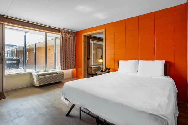 Suite - Starved Rock Motor Inn Travelodge Streator