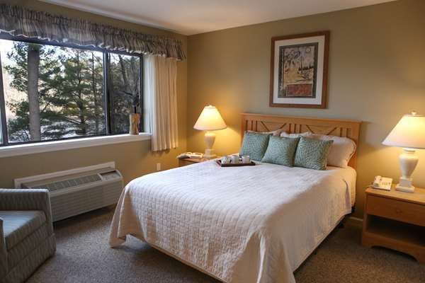 Suite - Silver Birches Resort Hawley