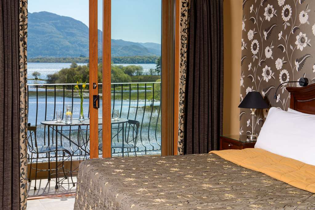 THE LAKE HOTEL-guestroom-Guest Room,Guest Room Amenity,On-Site.jpg