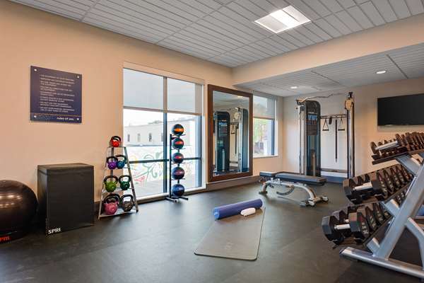 Fitness/ Exercise Room - Hampton Inn Salem