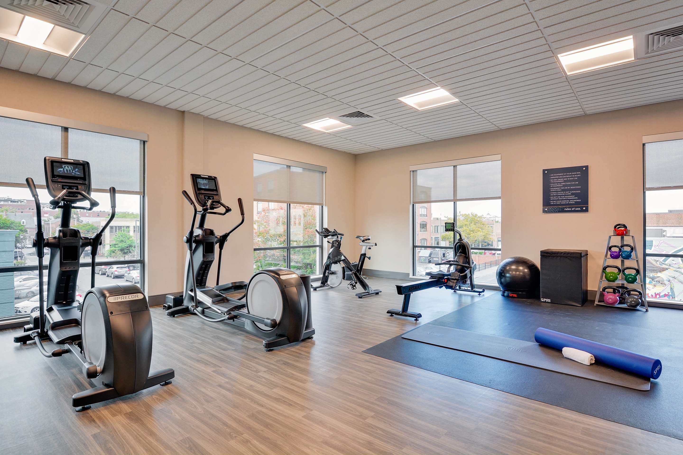 Health club fitness center gym | Hampton Inn Salem Boston