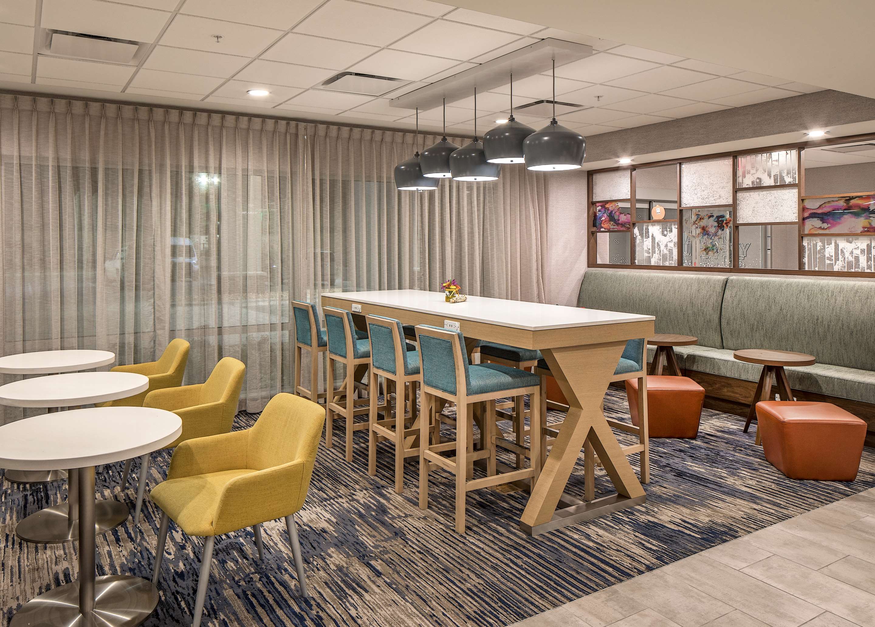 Lobby | Hampton Inn Columbus