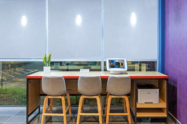 Conference Area - Tru by Hilton Hotel Airport Laredo