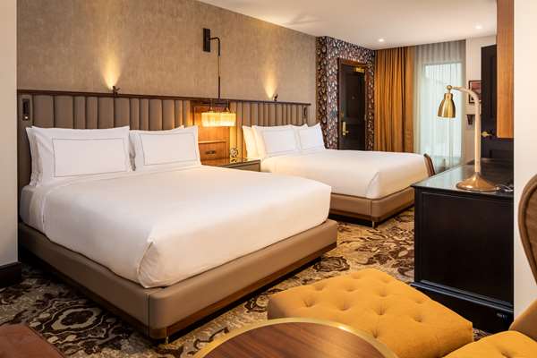  - Peregrine Hotel Downtown Omaha