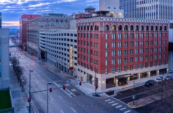 Exterior view - Peregrine Hotel Downtown Omaha