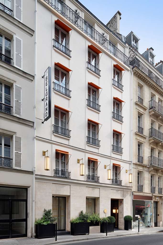 Le Belgrand Paris Champs, Tapestry Coll