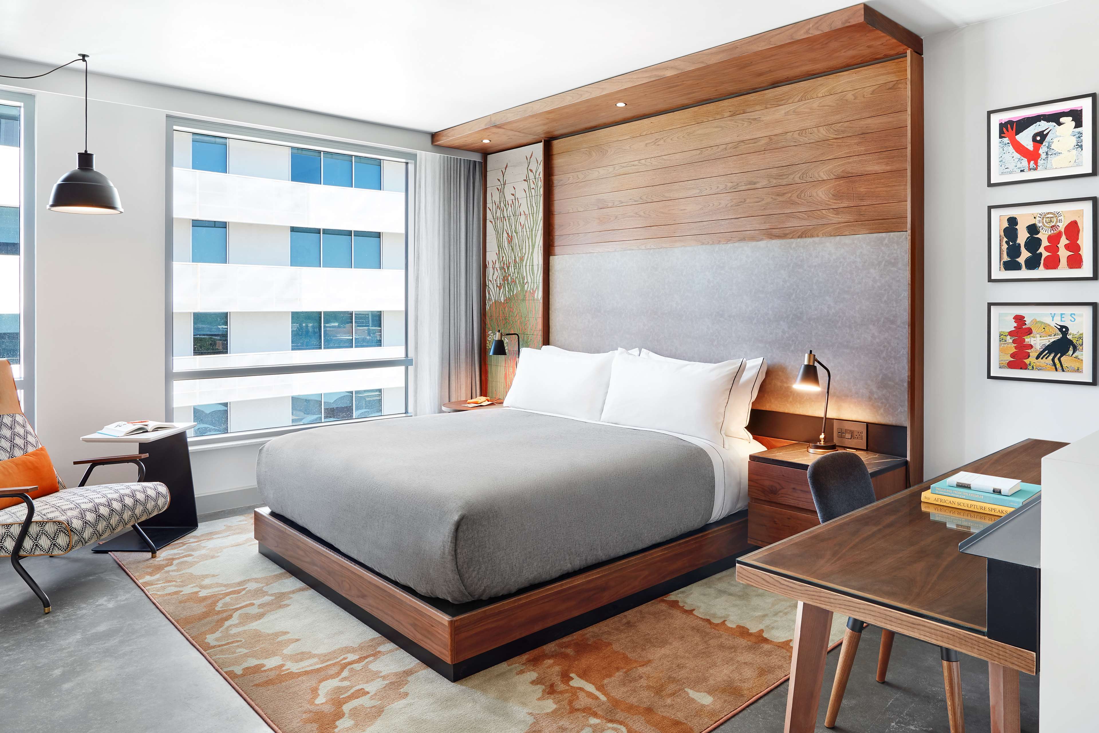 Canopy by Hilton Tempe Downtown Room Type - 1 KING BED JUNIOR SUITE