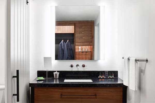  - Canopy by Hilton Hotel Downtown Tempe