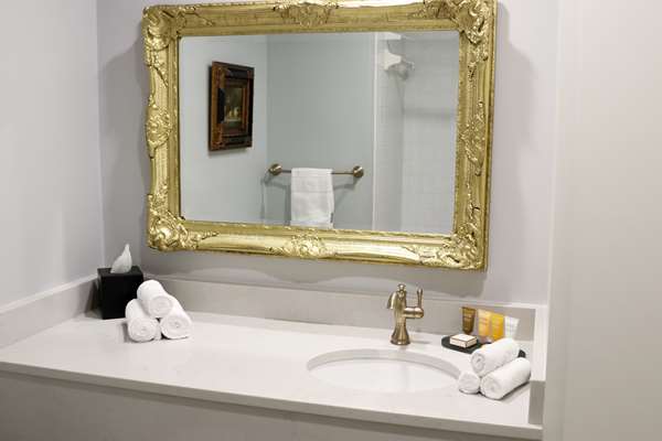  - St James Hotel Selma