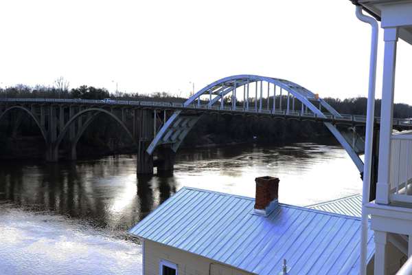  - St James Hotel Selma