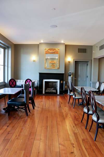 Bar - St James Hotel Selma