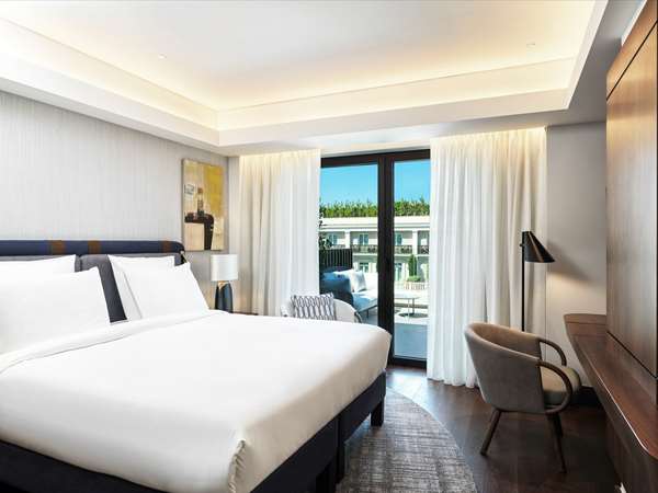 Deluxe Room with 1 king-size bed, with Balcony