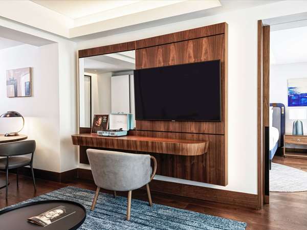 Executive Suite with 1 kingsize bed