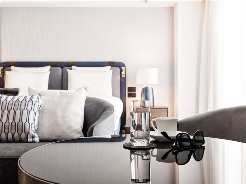 Deluxe Suite with 1 kingsize bed