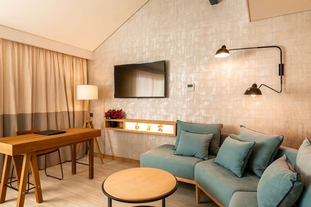 Pestana Douro Riverside Porto-guestroom-Guest Room,Suite,On-Site.jpg